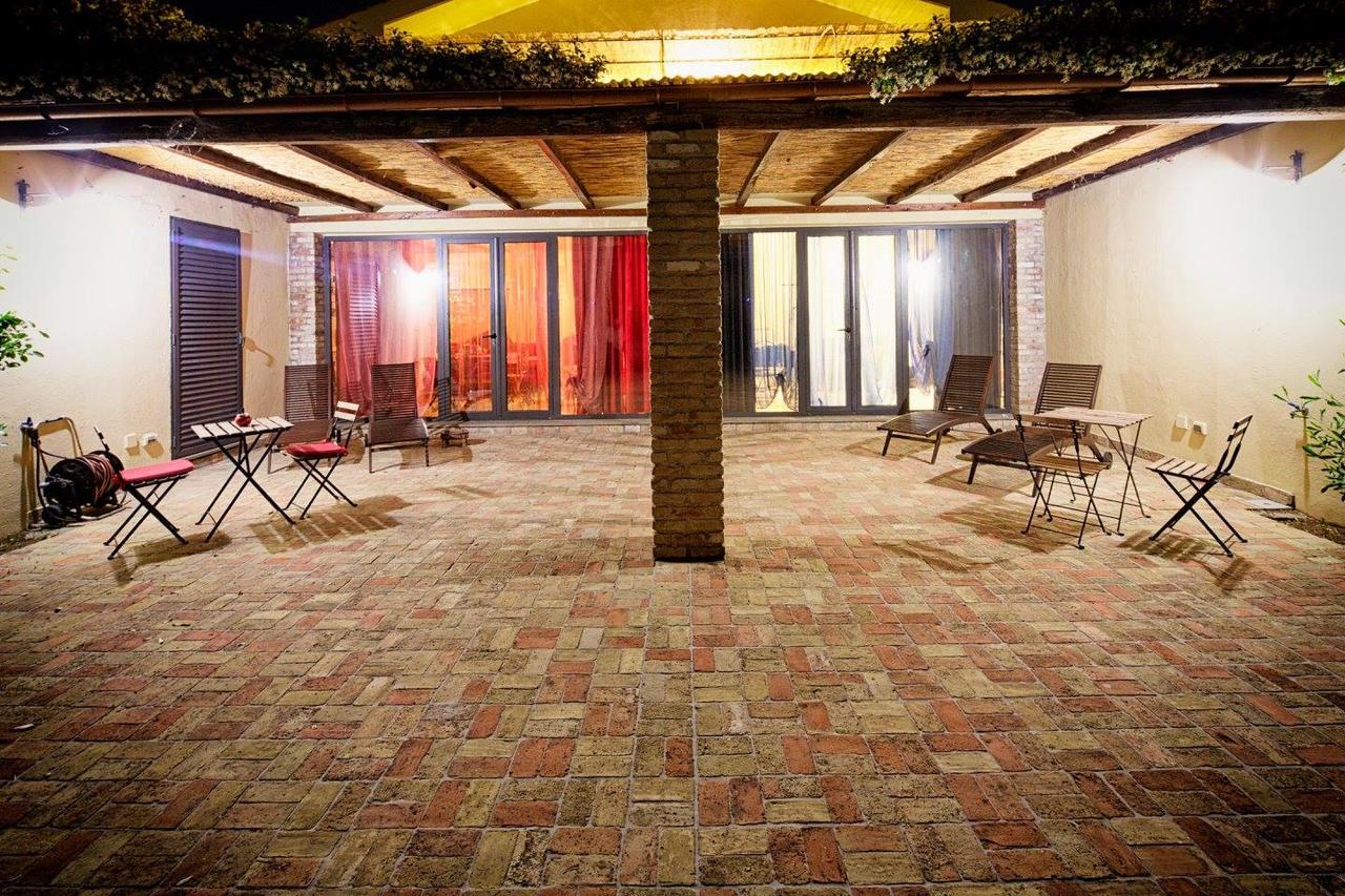 La Cavetta Country House Тревиньяно-Романо Экстерьер фото