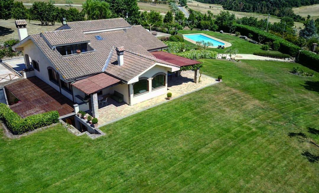 La Cavetta Country House Тревиньяно-Романо Экстерьер фото